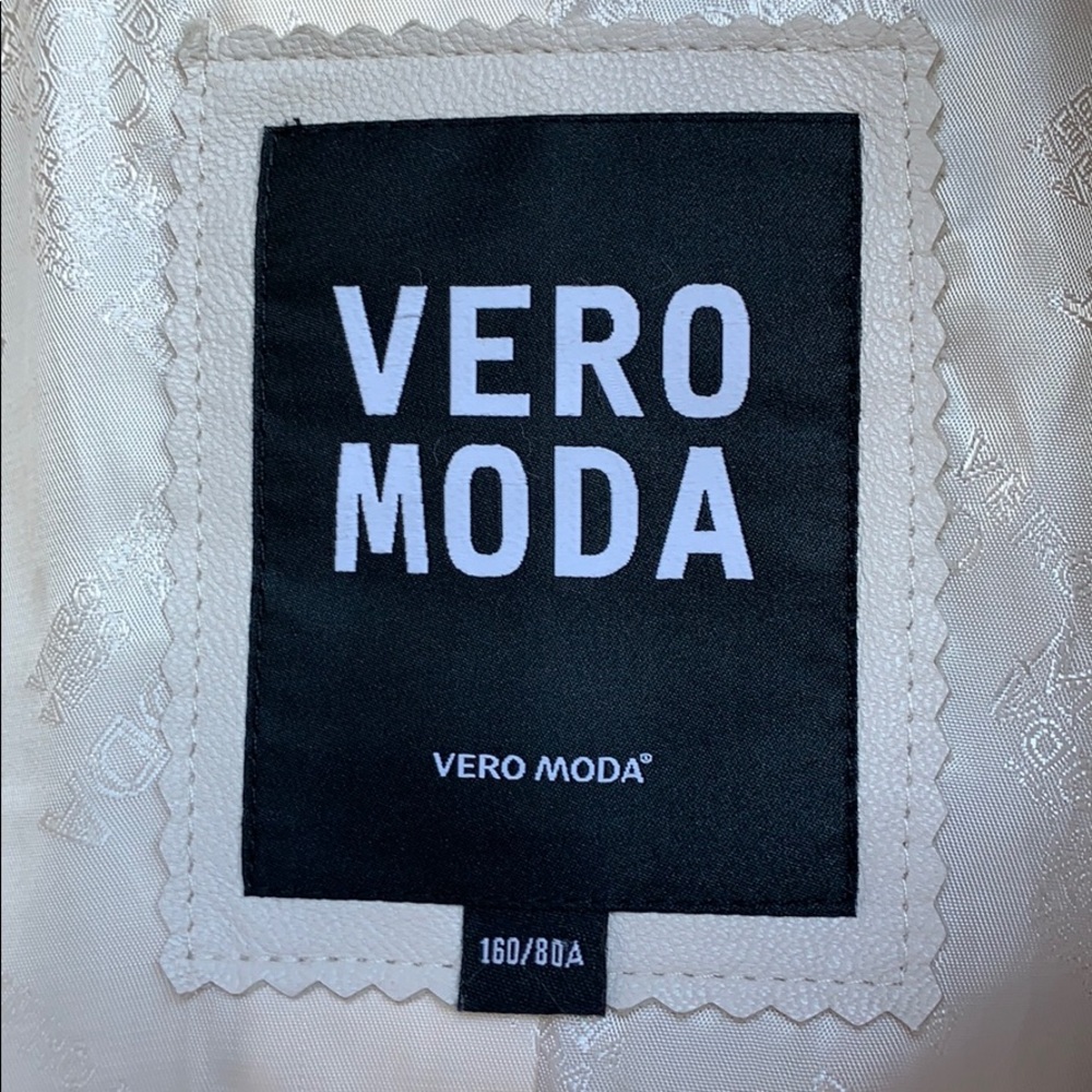 Vera Moda Jacket - Picture 4 of 8